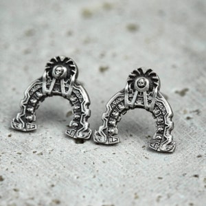 Ancient Mayan civilization tribal ethnic style sun god totem silver earrings, - handmade religious jewelry, horseshoe-shaped silverearrings