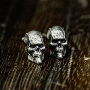 Full Jaw Skull Earrings - Gothic Skull Earrings - Cyberpunk Earrings - Men's Skull Earrings - Custom Silver Earrings - Elegant SkullEarrings