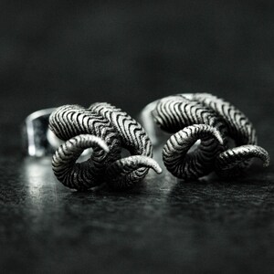 Dubbele ramshoorn oorbellen, sterling zilveren oorbellen, satan oorbellen, satan sieraden, ramshoorn sieraden, geschenken voor getuige - handgemaakt