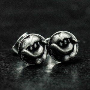 Lip-shaped earrings - exaggerated mouth-shaped earrings - creepy horror earrings - emoji earring jewelry - realistic big tongue gift