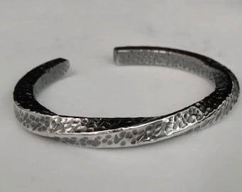 Handgemachtes Möbius 925 Silber Armband: Geometrischer Armreif