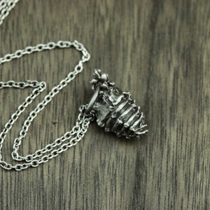 Spine textured heart silver pendant necklace, heart shaped silver pendant gift, handmade eternal heart gift, design heart pendant