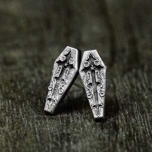 Iris earrings - Gothic coffin earrings - Diamond shaped silver earrings - Solid cast silver earrings - Hand forged silver jewelry