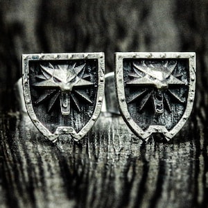 Wolfskopf Silber Ohrringe=Männerschmuck in Schildform= Silberschmuck für Sie und Ihn|handgemachter Wolfsschmuck