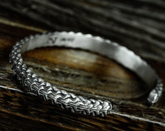 Handmade Sterling Silver Snake Spine Bracelet: Oxidized Bone