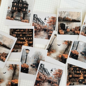 Könnte beinhalten: Eine Sammlung kleiner, quadratischer Drucke mit Halloween-Illustrationen. Die Drucke zeigen Szenen mit Kürbissen, Spukhäusern und stimmungsvollen Landschaften. Die Farbpalette umfasst Orange-, Schwarz- und Brauntöne, die eine festliche Herbststimmung hervorrufen.