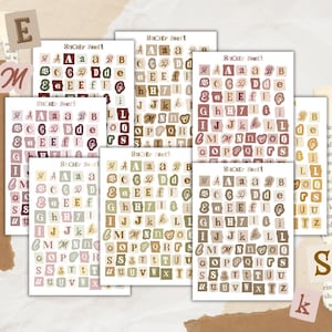 Op de afbeelding: Een verzameling van meerdere stickervellen met diverse letters van het alfabet in verschillende lettertypes en kleuren. Elk vel is bovenaan gelabeld met Sticker Sheet en bevat individuele letters met gescheurde papierranden in bruin-, groen- en rozetinten.