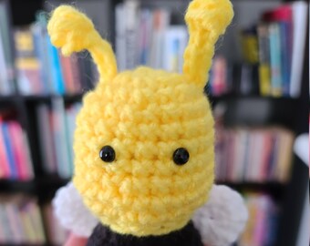 bumblebee amigurumi pattern | beginner crochet pattern| baby toy|  instant pdf download