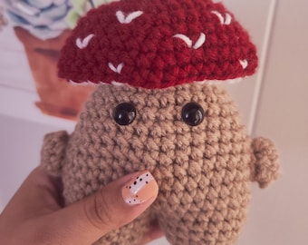 Mushroom Crochet - beginner amigurumi pattern- crochet food- crochet plant