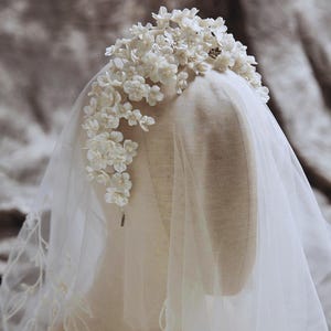 Bridal Flower Crown,Floral Bride Headpiece,Bridal head piece with clay flowers,Wedding hair accessory,White Flower Headband,