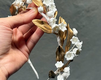 Serre-tête de muguet, serre-tête de mariée fleurs en argile, serre-tête de mariage floral blanc, serre-tête de mariée botanique romantique