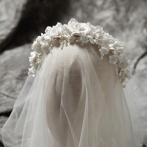 Bridal head piece with clay flowers,Floral Bride Headpiece,Wedding hair accessory,White Flower Headband,Bridal Flower Crown,