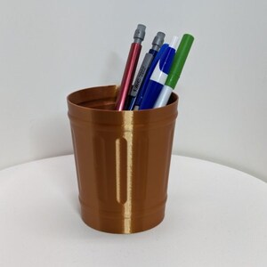 Mini Wheelie Trash Can Storage Bin Desktop Organizer Pen/Pencil Cup, 3pcs  Creative Dust Bin School Supplies Holder- (Assorted Green, Blue, Red, Pink