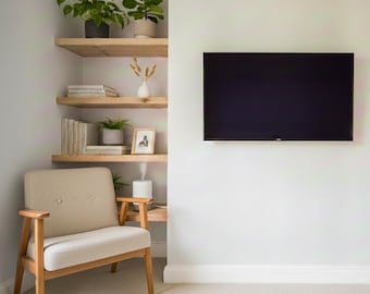 Rustykalna wisząca półka drewniana: lite drewno, ukryte wsporniki, głębokość 44 cm