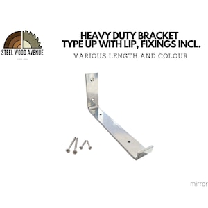 Może przedstawiać: Metalowy wspornik o dużej wytrzymałości z występem, typ górny, z wkrętami w zestawie. Wspornik jest srebrny i ma lustrzane wykończenie chromowane.  "STEEL WOOD AVENUE" jest nadrukowane na zdjęciu.