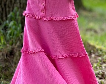 1970s Vintage Pink Bohemian Skirt High Waist and Ruffles