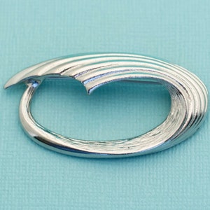 Vintage Silver Brooch E18