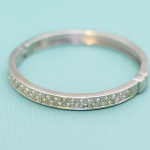 Vintage Silver Tone Rhinestone Pattern Hinged Bangle 7 inch - E10