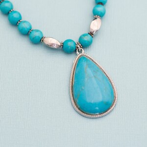 Vintage Turquoise Beaded Necklace 20 Inches E17