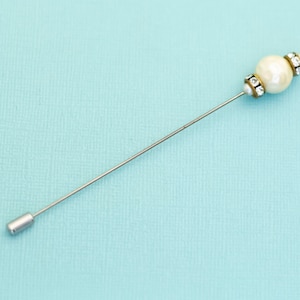 Vintage White Faux Pearl Silver Tone Stick Pin - E30