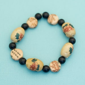 Vintage Clay Beaded Flexible Bracelet E19