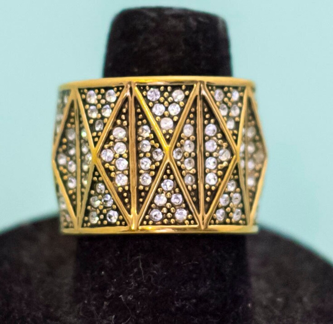 Vintage Gold Tone Geometric Pattern Rhinestones Ring Size 7 1/2 - E8 ...