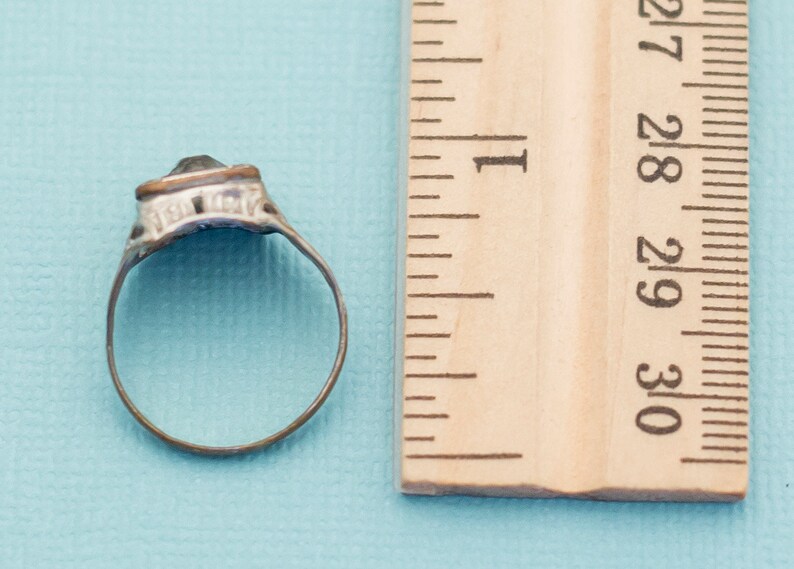 Vintage 14k Gold Plated Gemstone Thin Ring Size 6 E19
