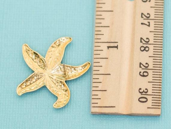 Vintage Gold Tone Starfish Stud Earrings by Avon … - image 2