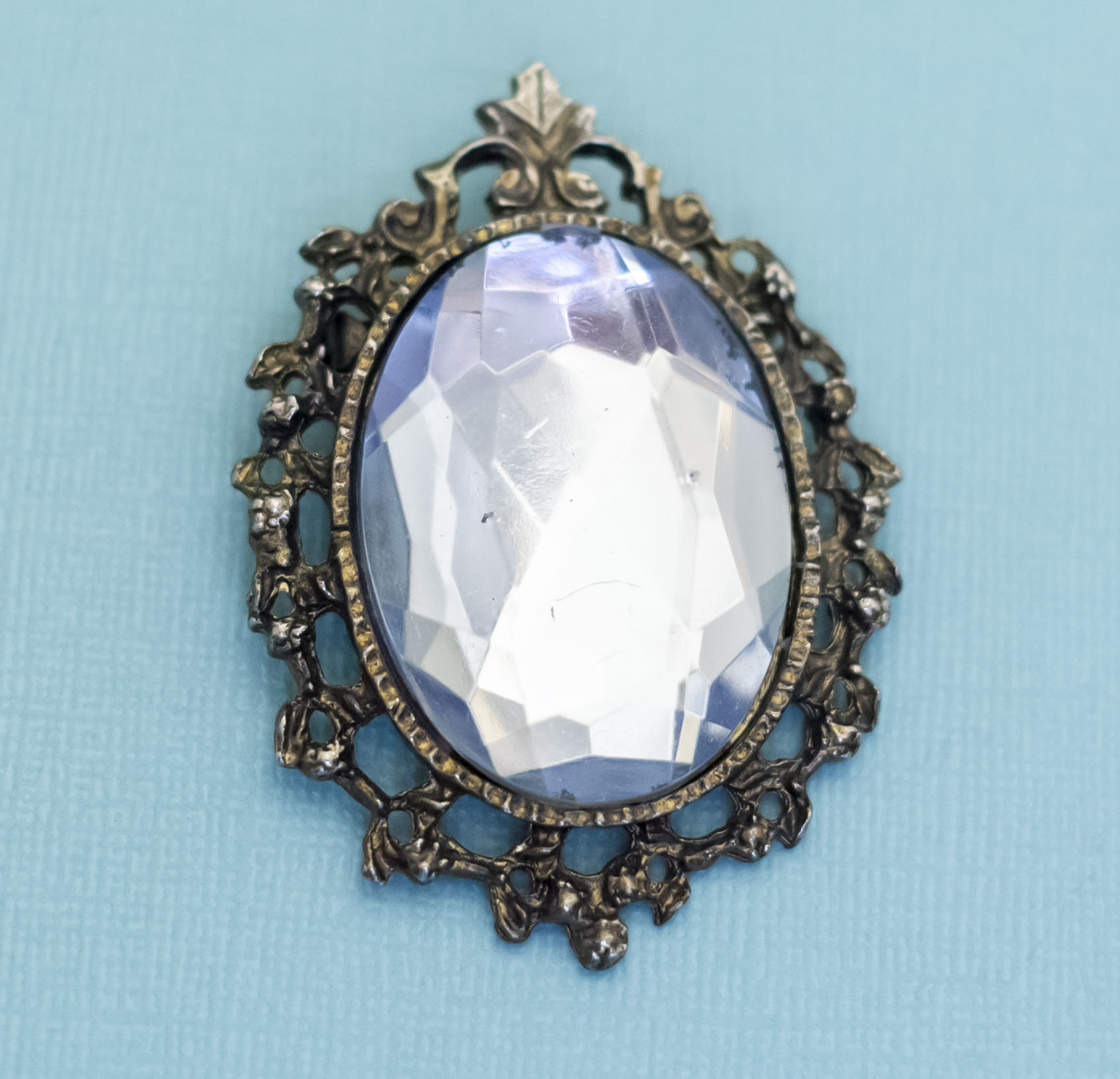 Broche Ovale Art Déco Métal & Strasses 5,5x3 Cm - Occasion Bon état - Doré