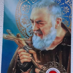 Saint Padre Pio prayer and relic card