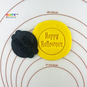 Happy Halloween with Bat Cookie Embosser Fondant Stamp | Happy Halloween Cake/Biscuits/Cakes Fondant Embosser | Halloween Treats Gif