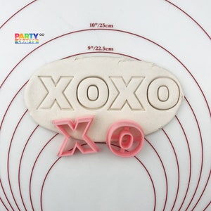 XO cookie cutter | Galentine&#39;s Day Cookie cutter | XOXO Galentine&#39;s Day Cake Cookie Biscuit cutter Gift