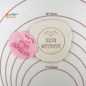 Happy Halloween Bat Cookie Embosser Fondant Stamp | Happy Halloween Bat Biscuits/Cakes Fondant Embosser | Halloween Treats Gift