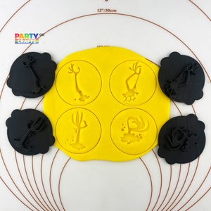 Halloween Skeleton Claw Cookie Stamp | Skeleton Claw Cookie  Embosser Fondant Stamp | Halloween Cookie Embosser Fondant Stamp