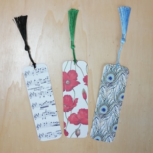 Set di 3 segnalibri con nappa