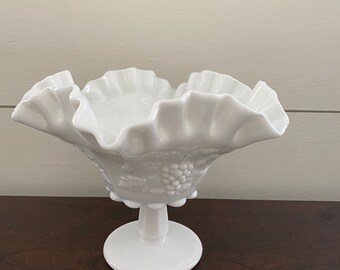 1970年代 ウェストモアランド　ミルクガラス花瓶 1970年代 ウェストモアランド ミルクガラス花瓶 ウェストモアランド