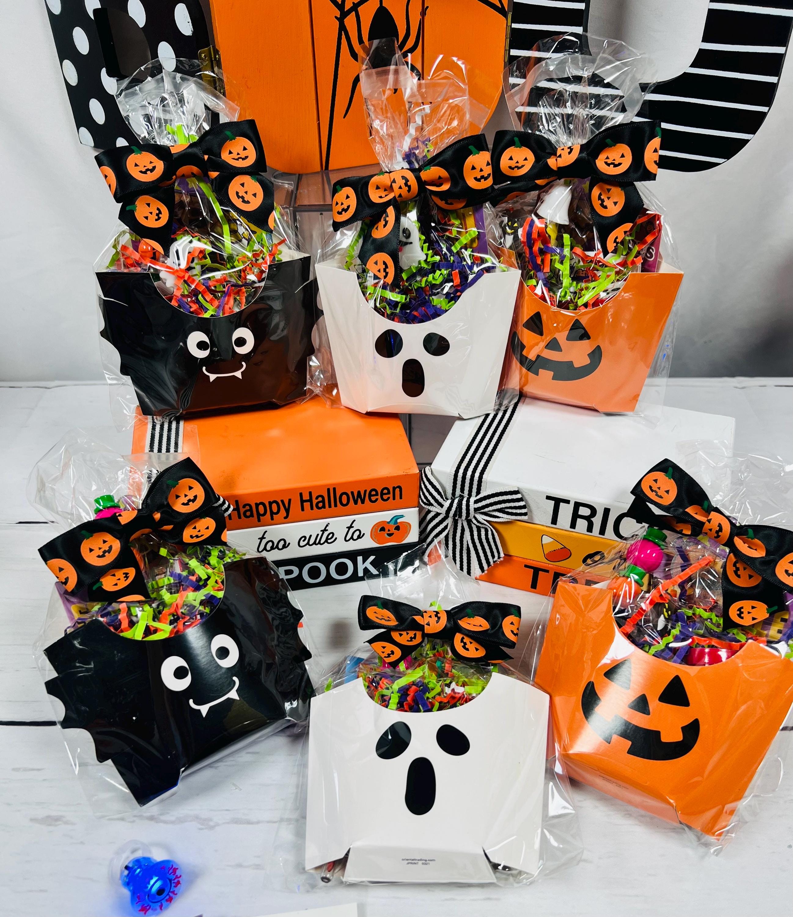 24 Sacchetti Regalo Halloween Con 30 Adesivi - Borse Carta Per Caramelle 'Dolcetto O Scherzetto' 22x13 Cm