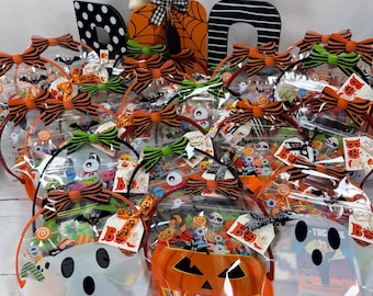 Halloween Party Favor Bags | Trick or Treat Bags | Halloween classroom Party | Boo Bags | Kids Non Candy Halloween | Halloween Toys |