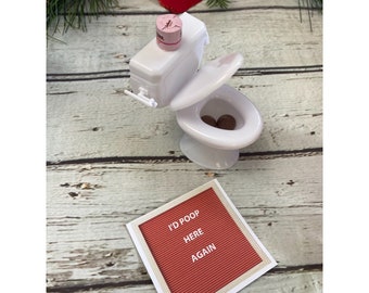 Elf Doll Mischief Kit: Toilet Time Elf Prop & Sign