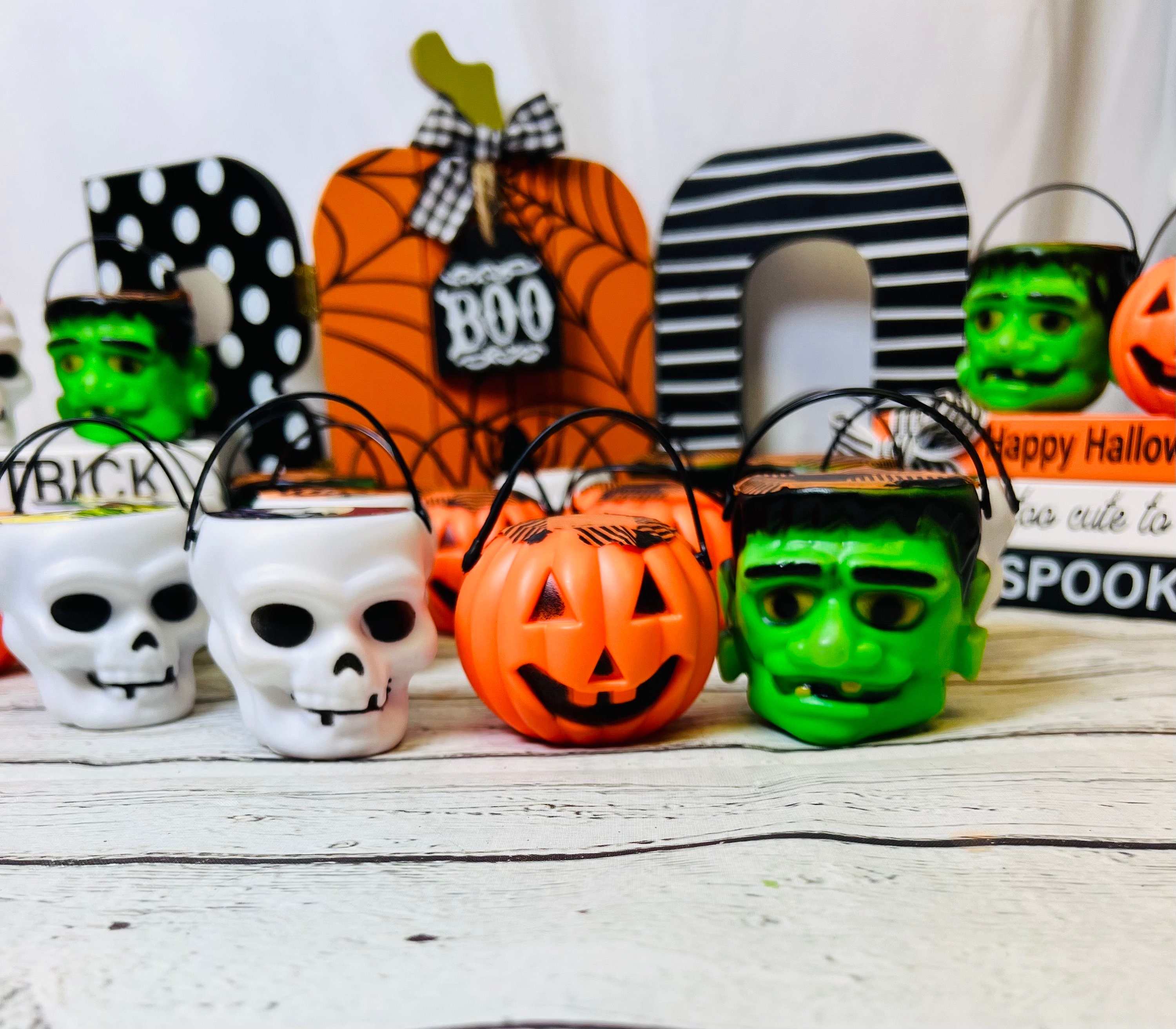 【Trick or Treat】ガレージキット READY TO SHIP** Halloween Candy Containers: Trick or Treat Party