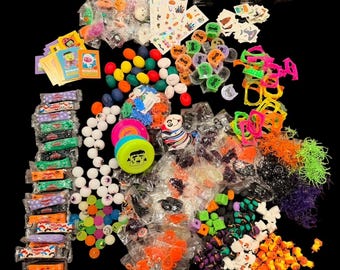 OVERSTOCK ALERT  surprise scoop Halloween goodie bag filler | carnival prizes | trick or treat | halloween bucket fillers | boo bag fillers