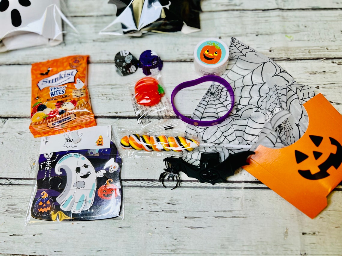 READY TO SHIP** Halloween Trick or Treat Container: Kids Boo Bag Filler ...