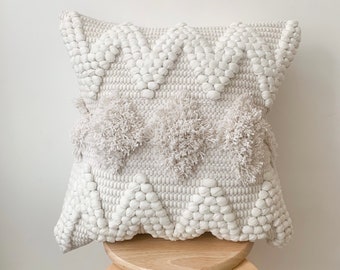 White Boho Cushion Cover, Throw Cotton Cushion, Off-White Tufted Cushion Pillow, Boho Style Cushion, White Pillow Cover