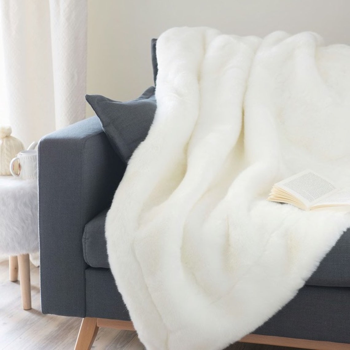 White Faux Fur Throw White Throw Blanket Throw Bed & Sofa Etsy