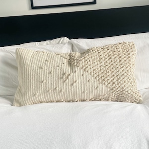 Ivory Boho lumbalen Kissenbezug, Ivory Baumwollkissen, Handloom Kissen Kissen, Rechteck Style Kissen, Einweihungsparty Geschenk