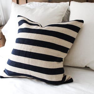 Federa Per Cuscino Lumi Living 45x45 Cm - Morbido Cotone Righe In Rilievo Con Nappe - Colore Moka