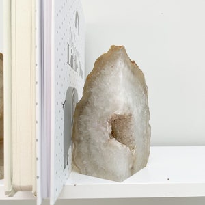 Agate Stone Bookends or Agate Stone Ornament, ALMOST PERFECT White Agate Stone Bookends, Crystal Bookends in the UK, Agate Stone Slice image 3