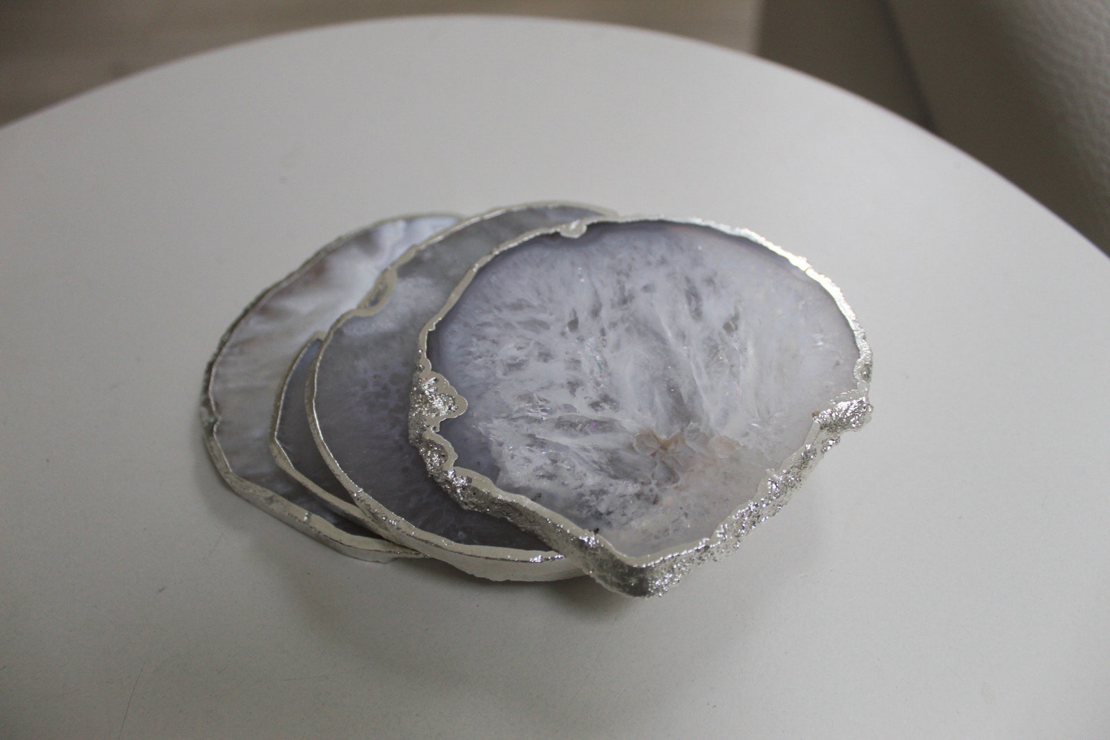 Silver edge agate stone coasters, Agate coasters in the uk, Natural genuine Geode Crystal coasters, Silver and white agate stone coasters - 4