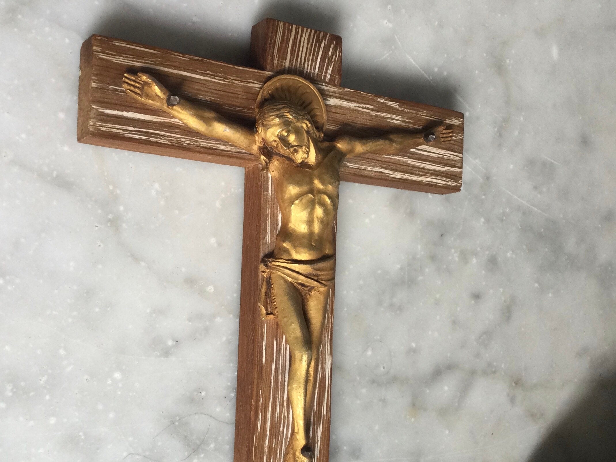 Français Crucifix en Bronze Doré de G.j.debrie.