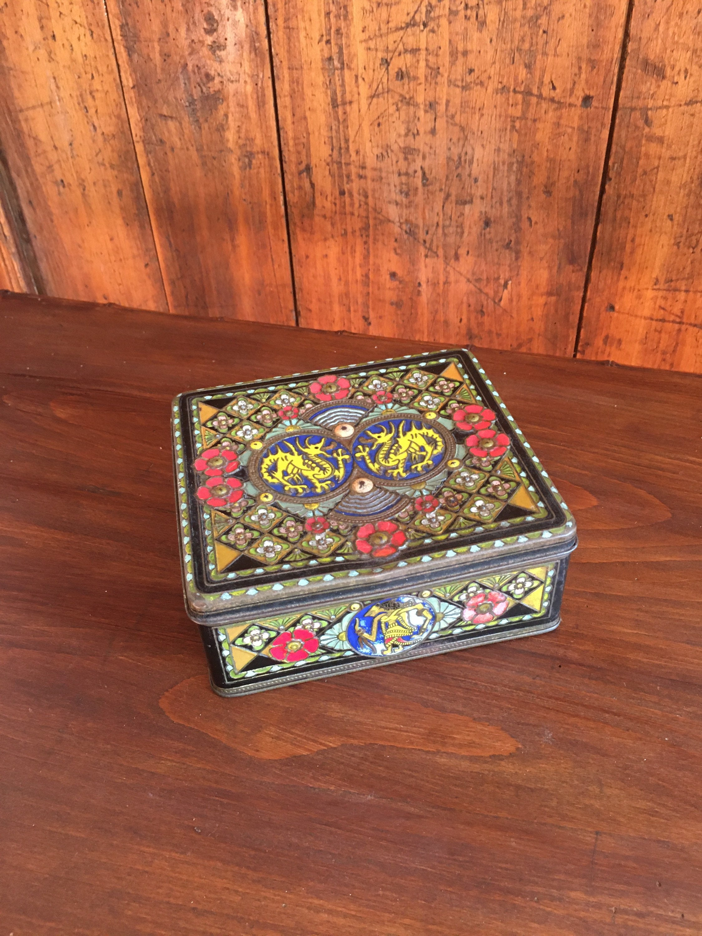 Vintage Hollandais Tin Design Indonésien